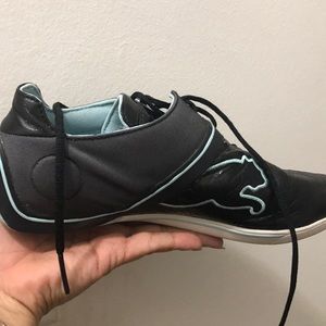 Women's puma shoes size 7.5
